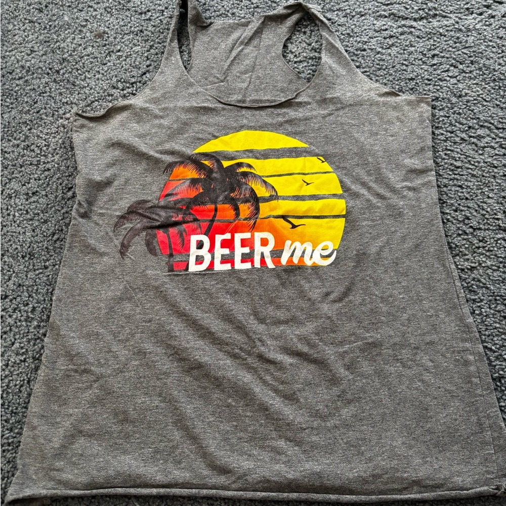 Source Unknown Gray Tank Top with Sunset Graphic